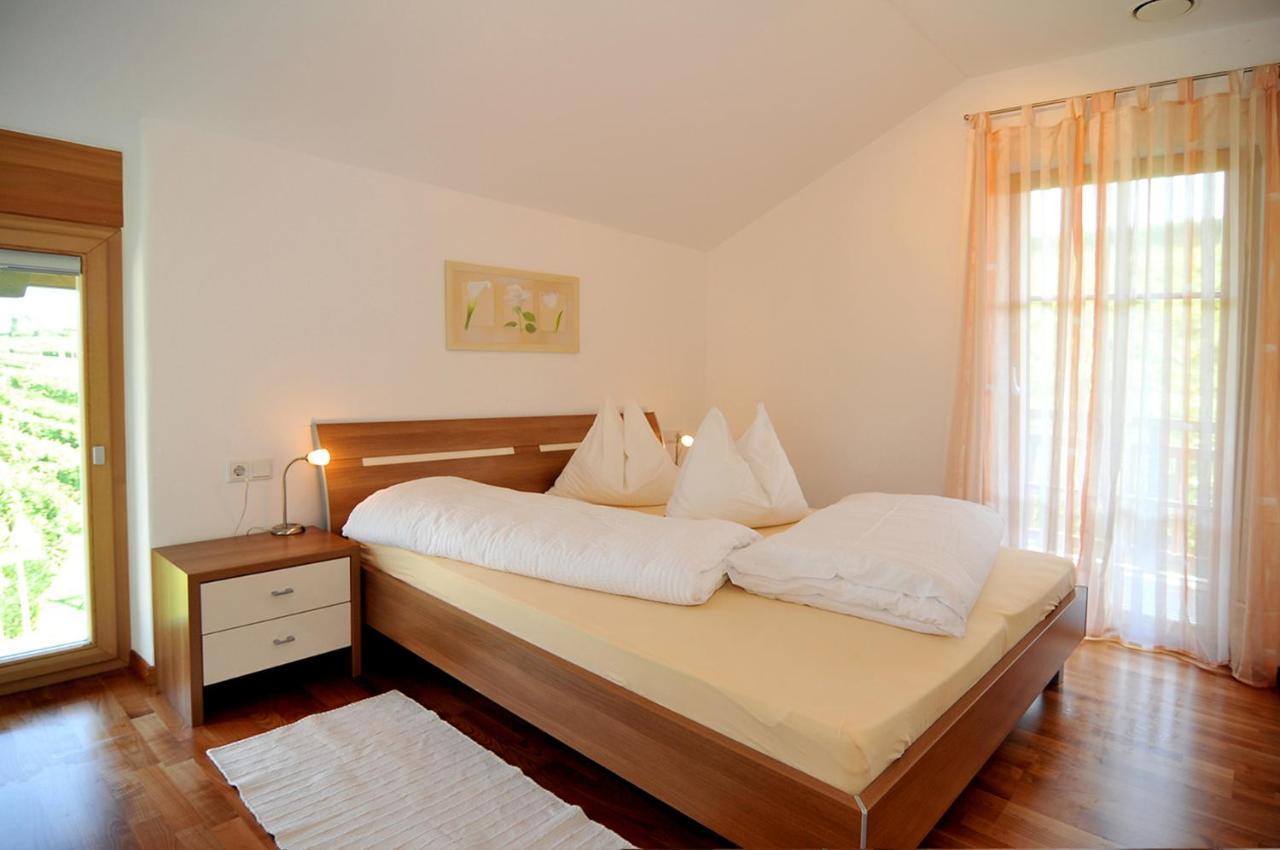 Ferienwohnung Weinhof Mumelter Eppan an der Weinstraße Exterior foto